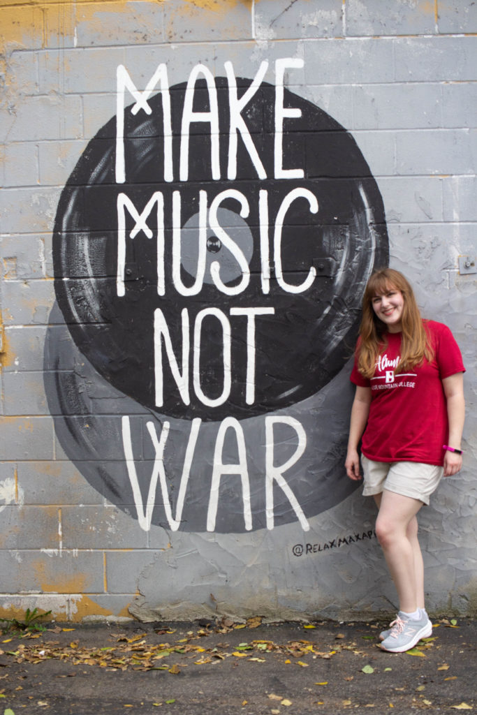Nashville Murals You Don't Want to Miss - Make Music Not War Mural in Nashville Tennessee