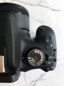 dslr canon camera rebel t5 set to manual mode