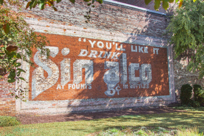 Murals in Corinth Mississippi - You'll Like it, Drink Sin Alco vintage Mural