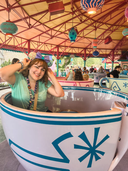 5 Must-Do's in Magic Kingdom in Disney World, Orlando Florida - Mad Tea Party spinning tea cups ride at Magic KIngdom