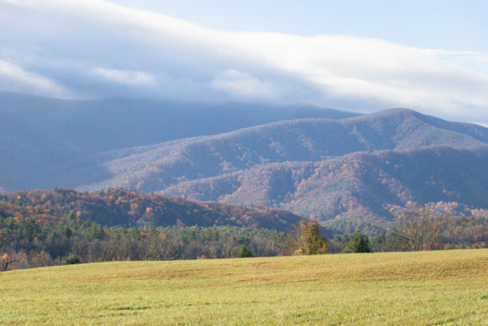 Great Smoky Mountain National Park - Cade's Cove mountain views in fall
