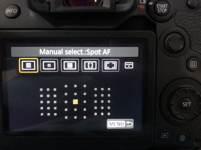 Center focus point on Canon DSLR camera EOS 90D