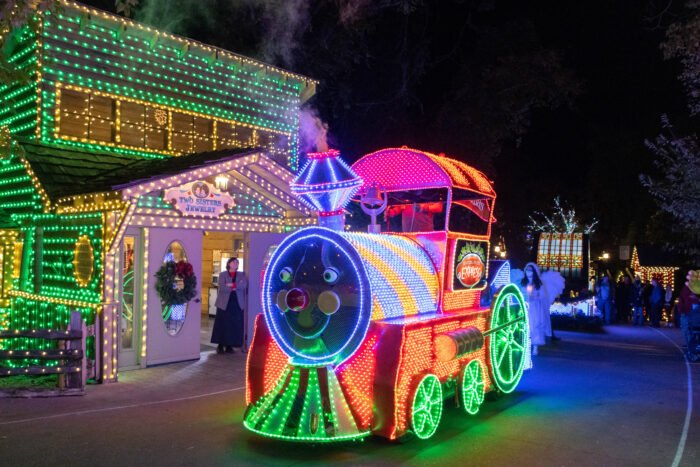 Silver Dollar City Christmas - Rudolph's Holly Jolly Christmas Parade train float