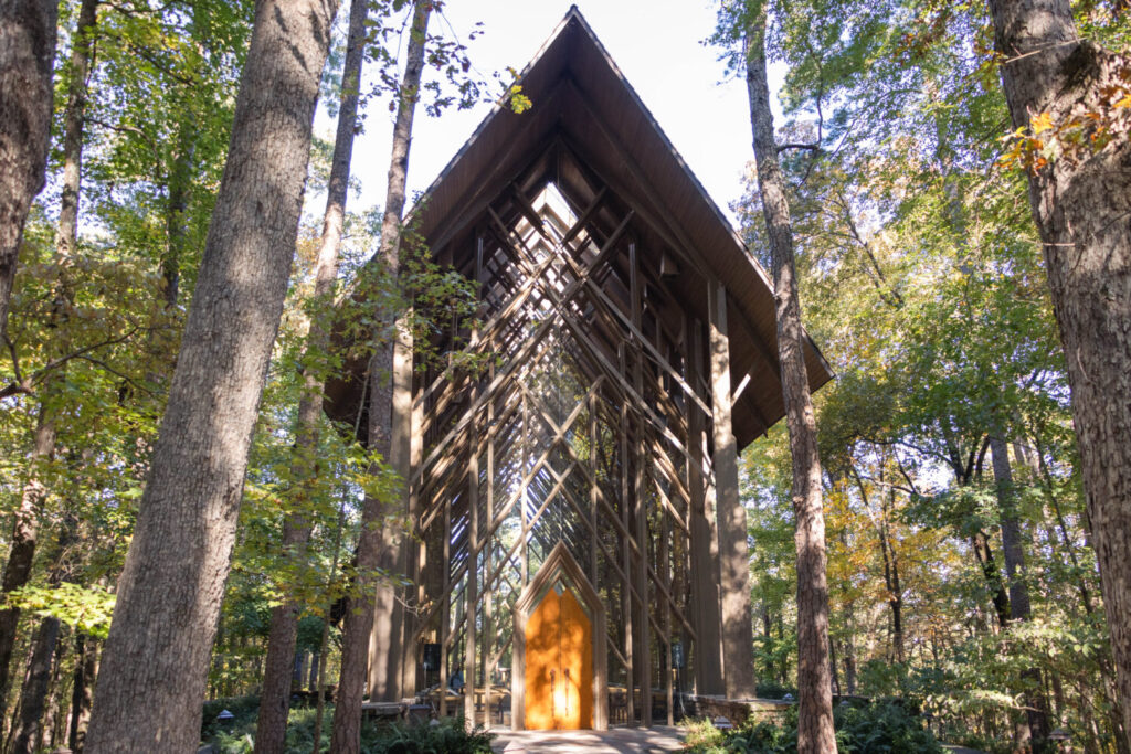 Best things to do in Hot Springs Arkansas - Anthony Chapel outside
